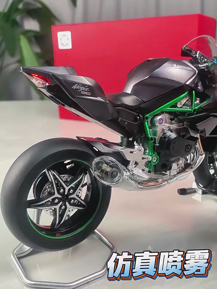 Model Motocykla Wyścigowego H2R 1:9 - Metalowy z Dźwiękiem i Światłem